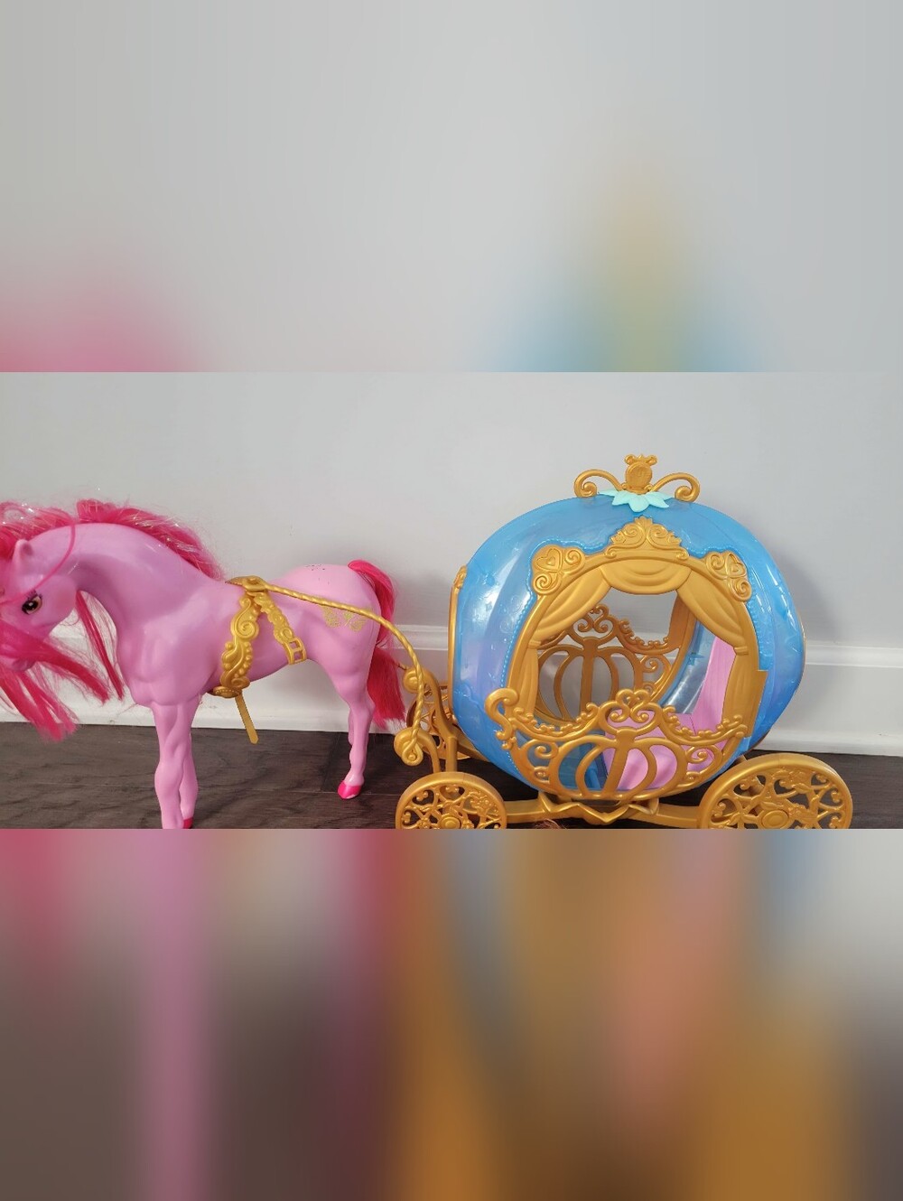 Pink Pony and Blue Gold Princess Carriage Toy Set. Barbie